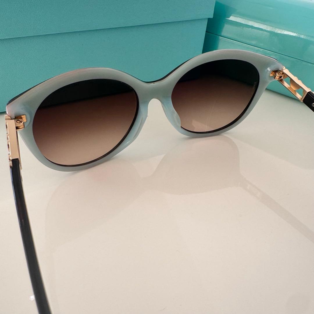 Tiffany & Co. ティファニー　サングラス　ハート付き　付属品つき