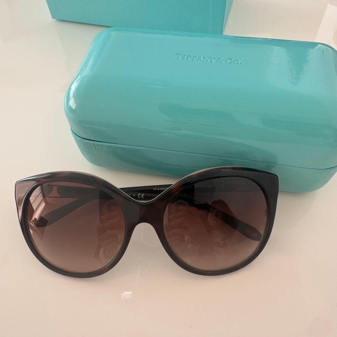 Tiffany & Co. ティファニー　サングラス　ハート付き　付属品つき