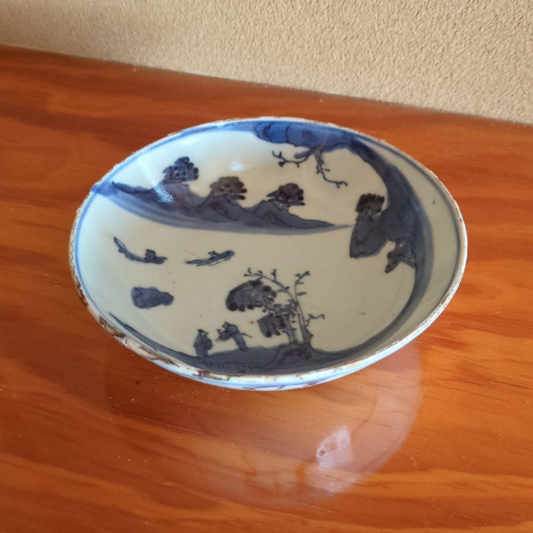青い風景画の陶器の皿　古染付　骨董品