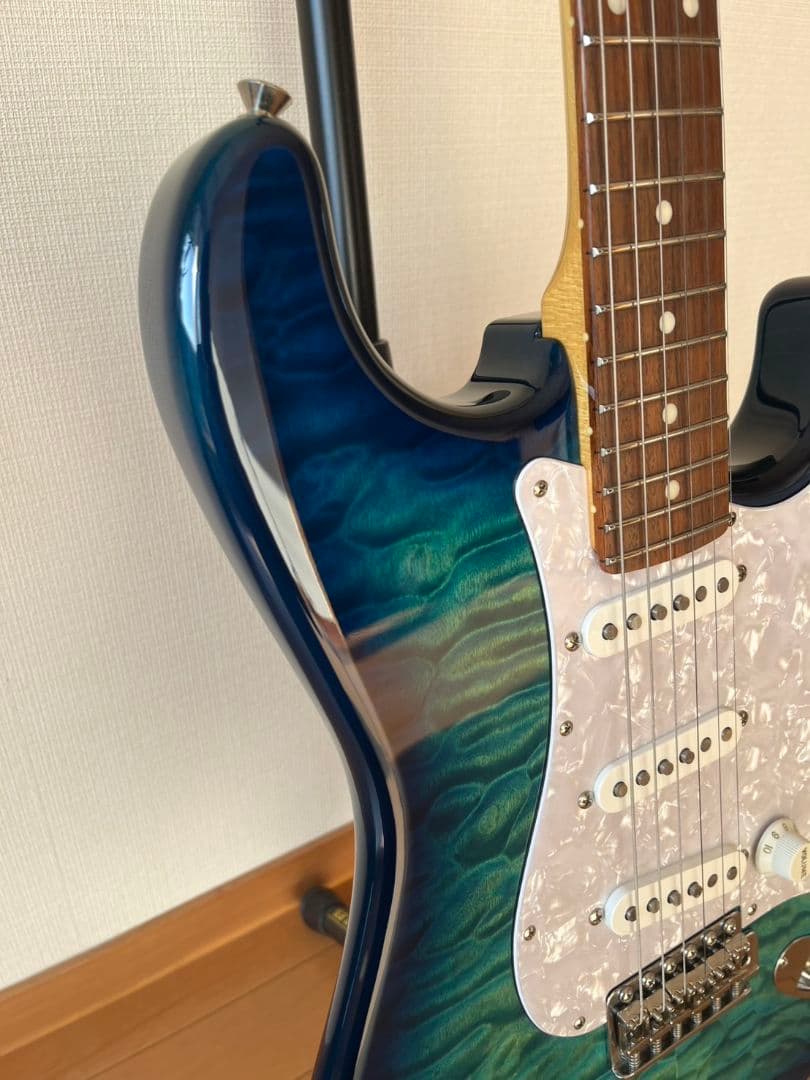 フェンダージャパン ストラト キルト 22フレット エレキギター