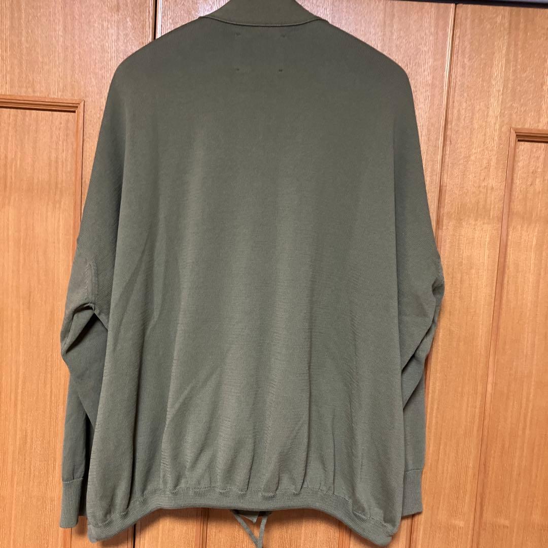 最終値下げ！新品　オリーブ カーディガン ボタン付き 長袖