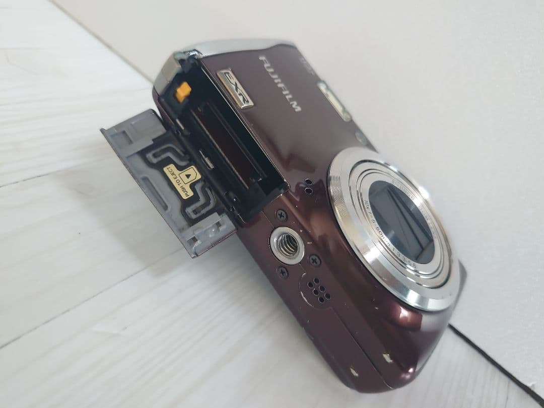 【動作確認済】FUJIFILM FINEPIX F70EXR フルセット