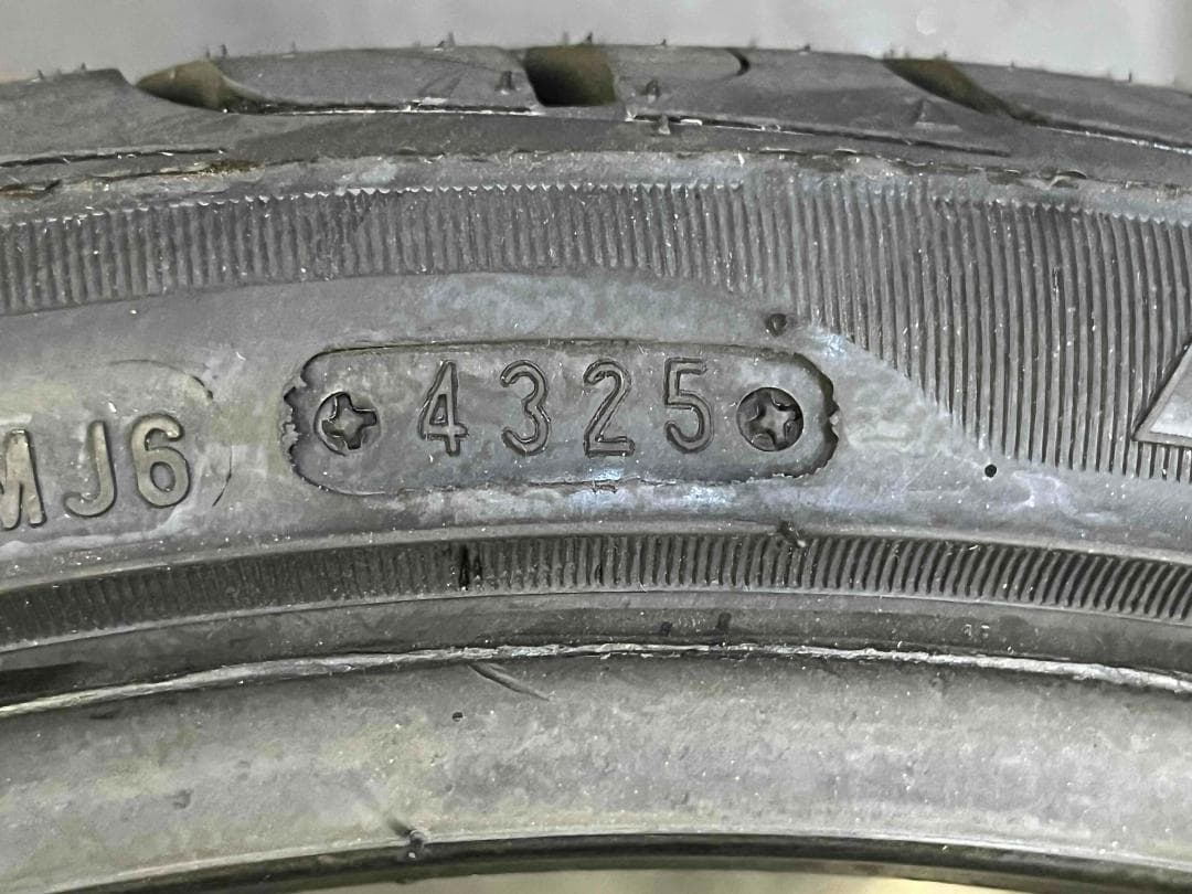 225/35R20 2本 マックストレック ローダウン 引っ張りハイエース