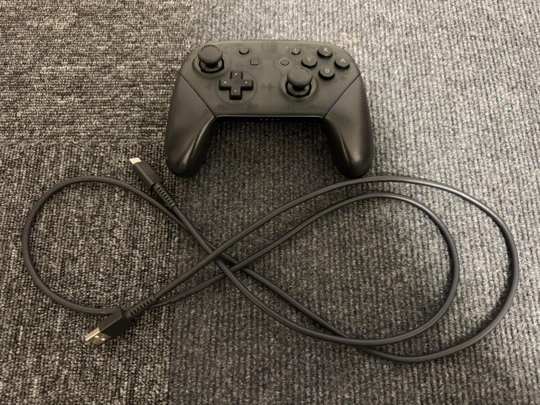 【齋藤史郎】Switch本体 モンハンXXスペシャルパック、プロコン