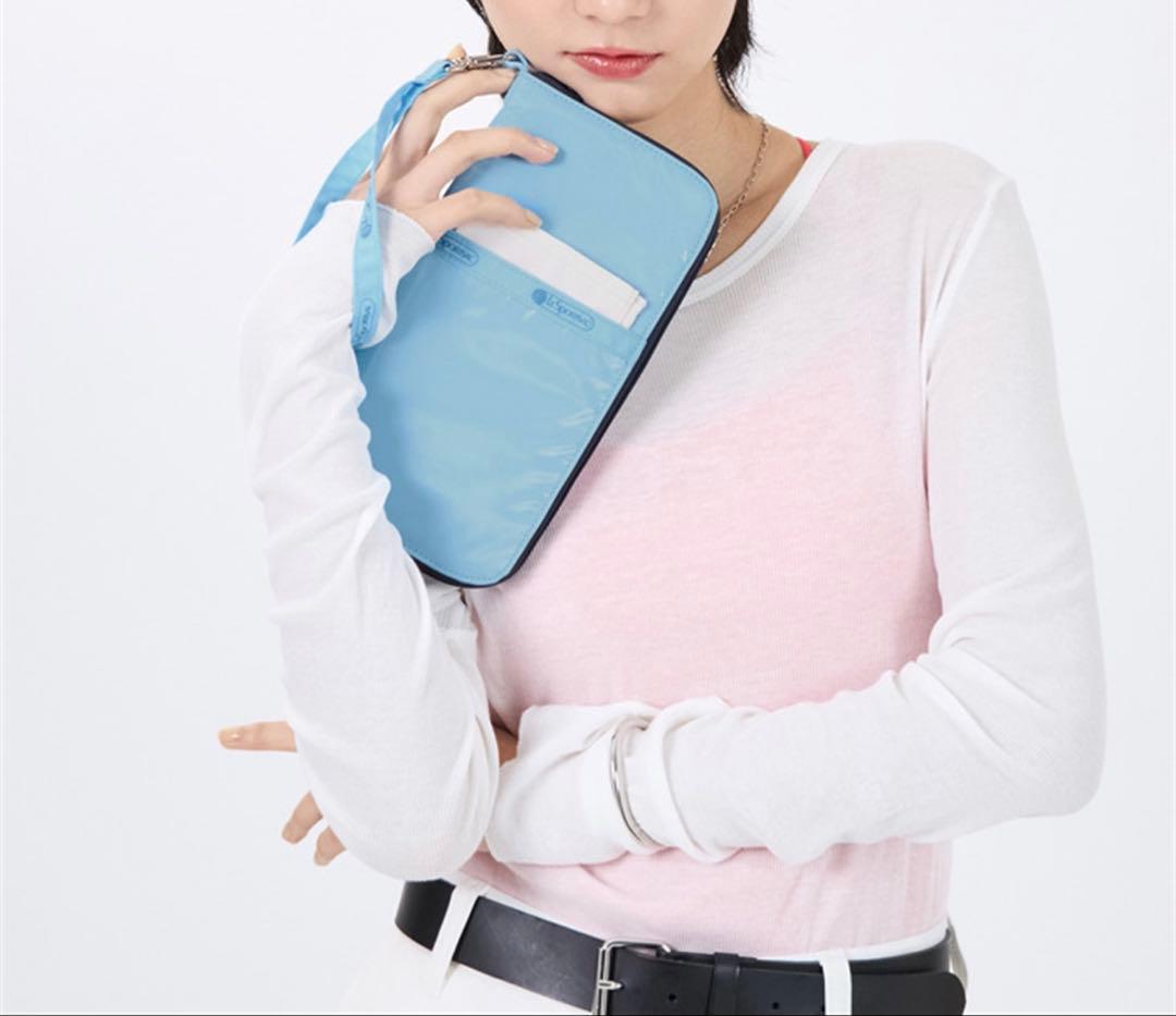 LeSportsac×ひとりっぷMASTER TRAVEL WALLETヒョウガ