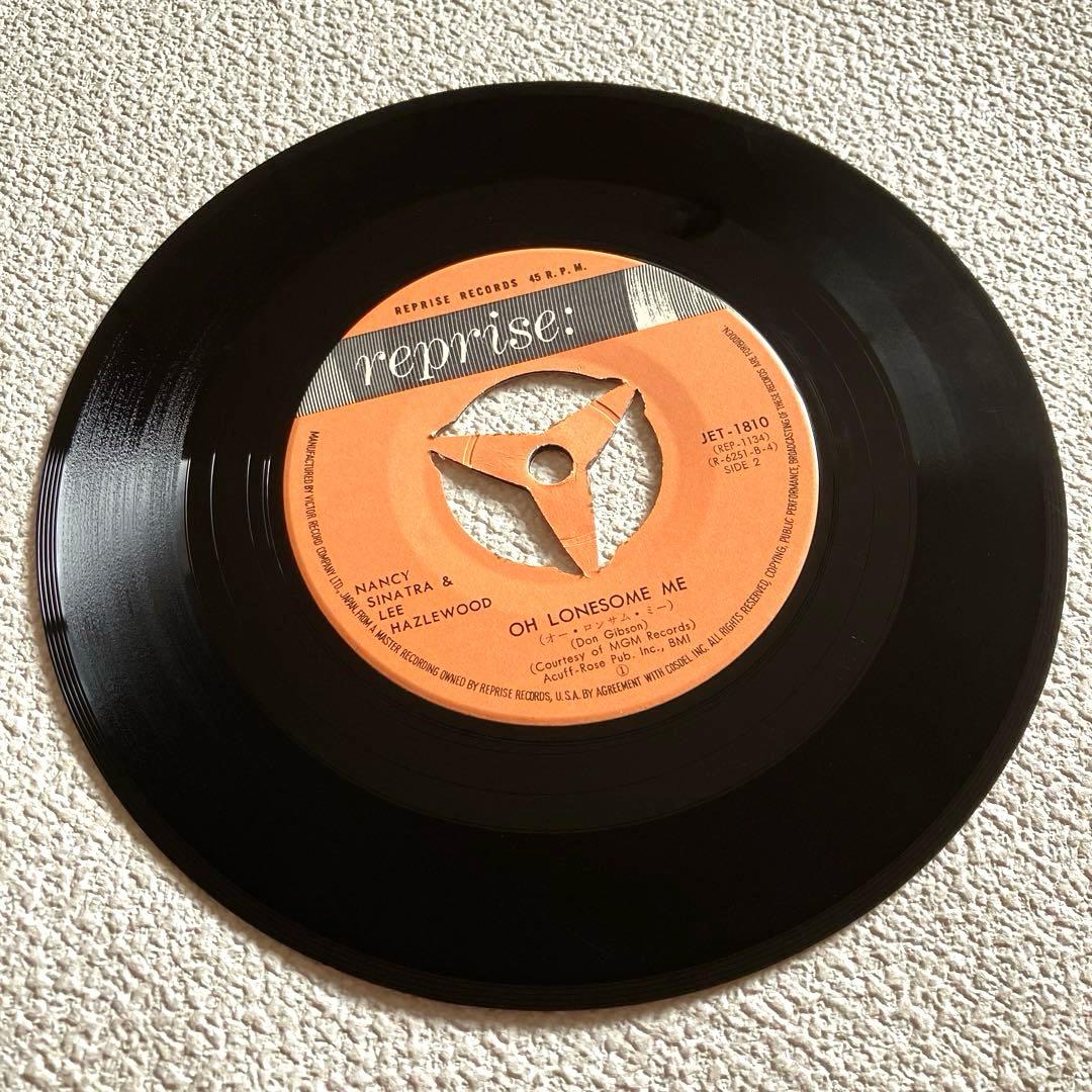 ナンシー•シナトラとリー•ヘイズルウッド レディ・バード　7㌅レコード
