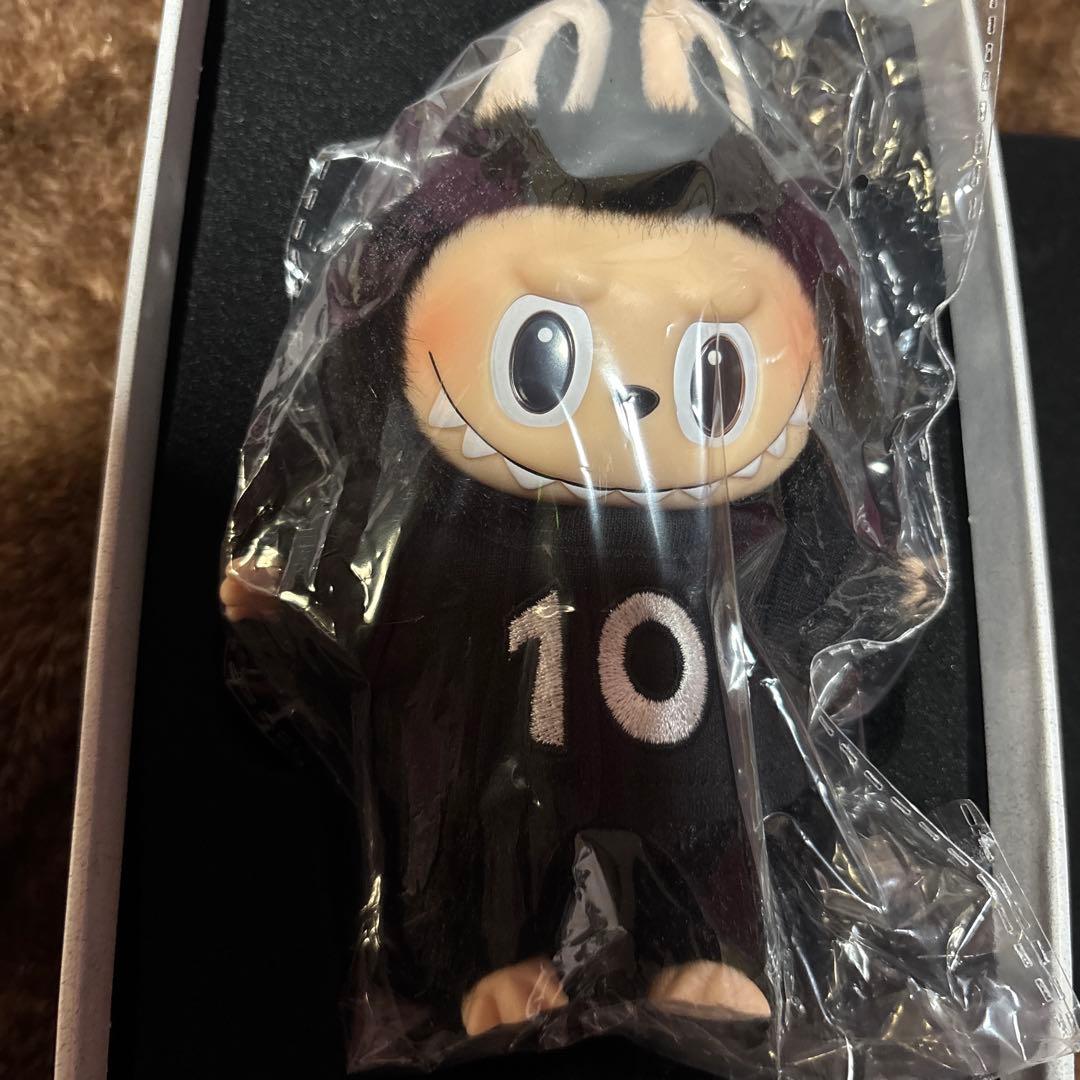 POPMART THE MONSTERS LABUBU 10周年記念展限定