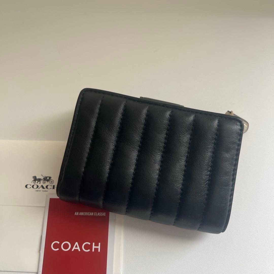 68 美品 COACH コーチ 2つ折り財布
