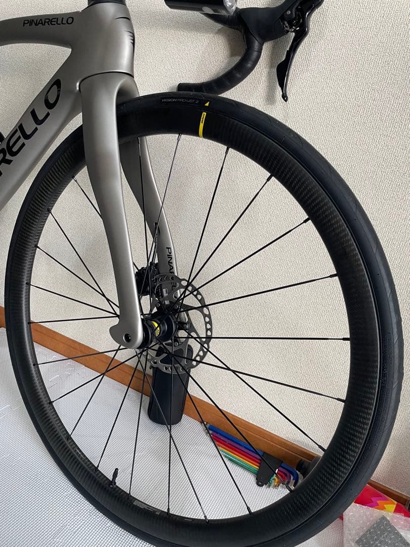 PINARELLO F5ロードバイク カーボンフレーム Shimano 105