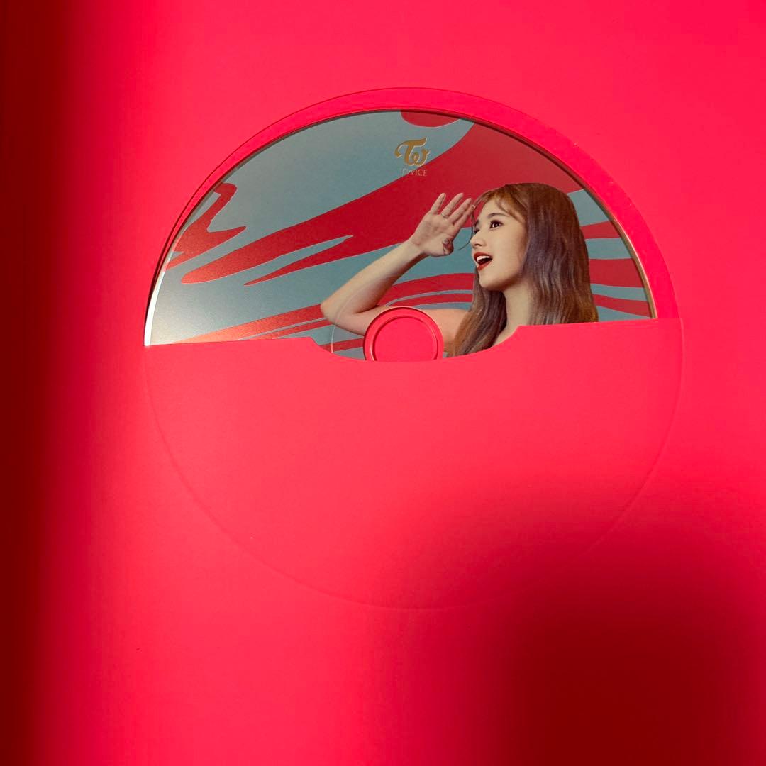 TWICE CD サナ