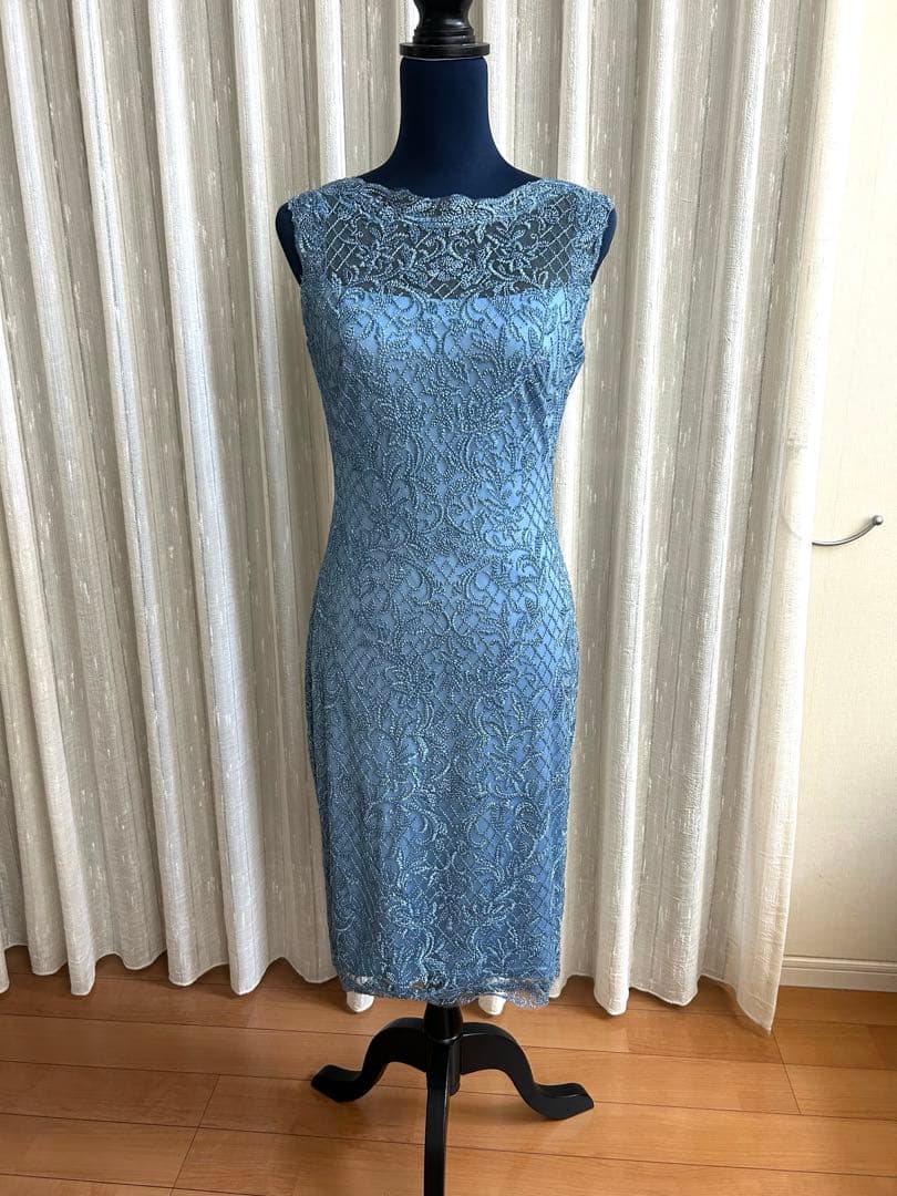 【タダシショージ】ひざ丈ワンピース　総レース11号相当　花柄　刺繍　ブルー