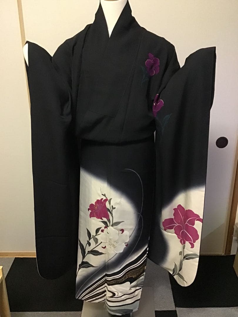 【xjpm'@t.m】黒　白　牡丹　正絹　豪華　振袖6点セット　成人式