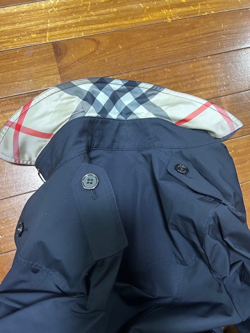 Burberry 黒スプリングコート40