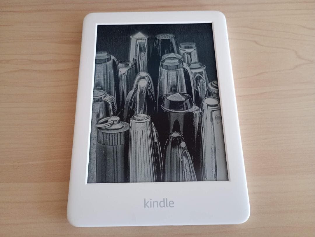 Kindle 第10世代（白）広告なし カバー付き