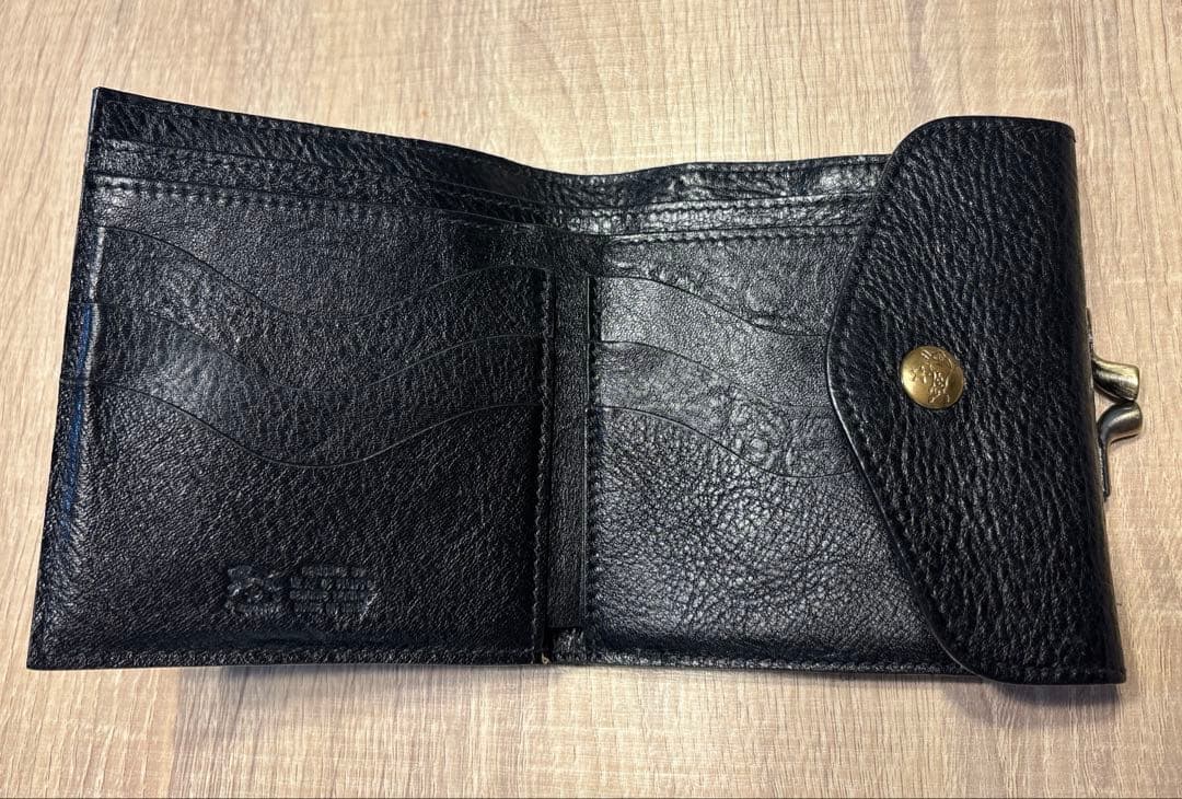 ✨美品✨ILBISONTE イルビゾンテ　レザー　二つ折り財布　がま口　ブラック