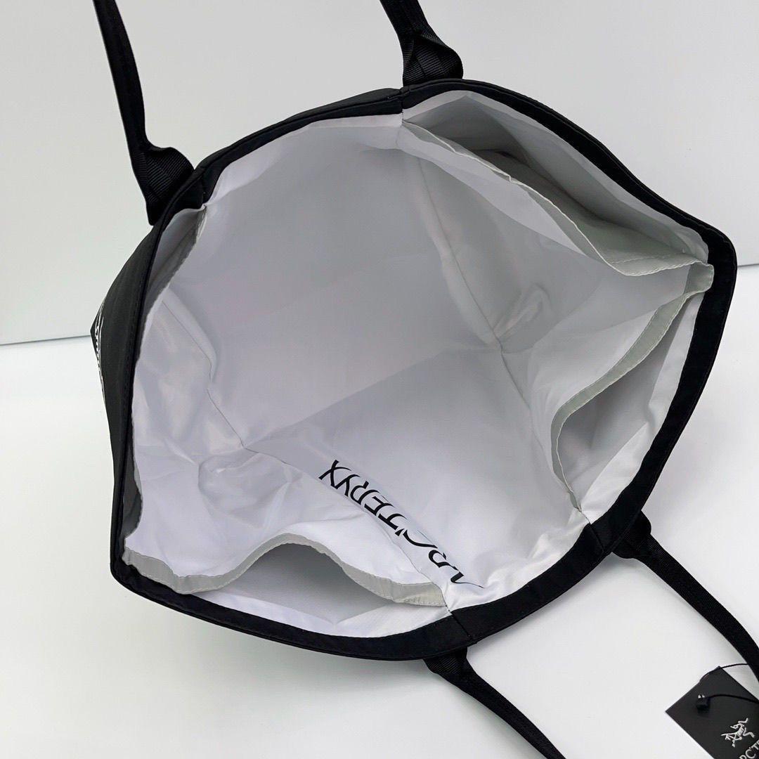 ARC'TER YX 45 GearToteBlack アークテリクス トート