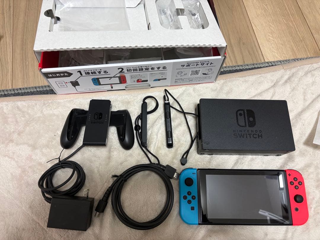 ま*こ様 Nintendo Switch ネオンブルー/レッド　バッテリー強化版