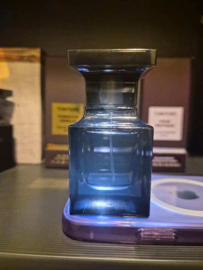 TOM FORD ウードウッド30ml