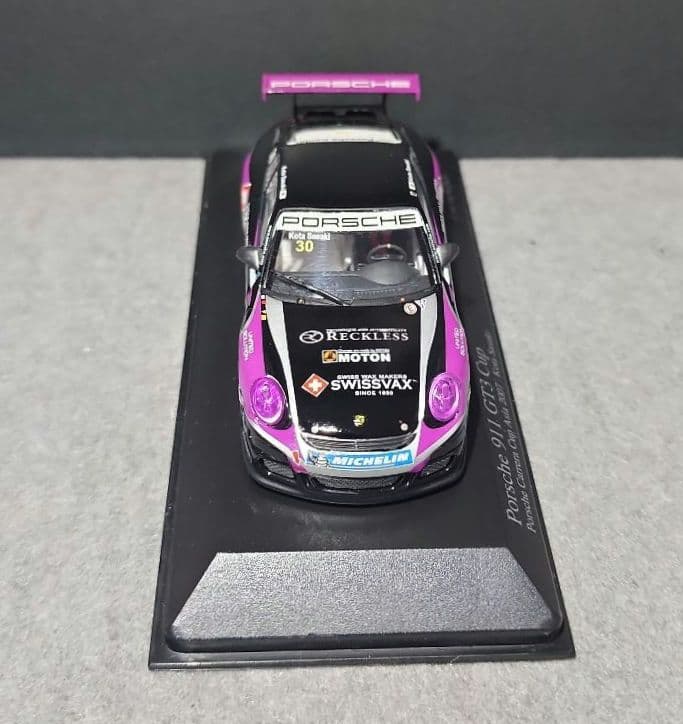 ミニチャンプス 1/43スケール ポルシェ911GT3Cup