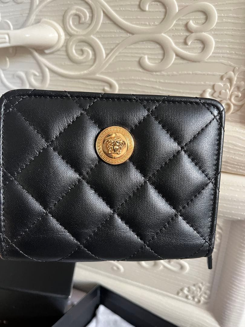 本日限定＊専用VERSACE 黒 二つ折り財布