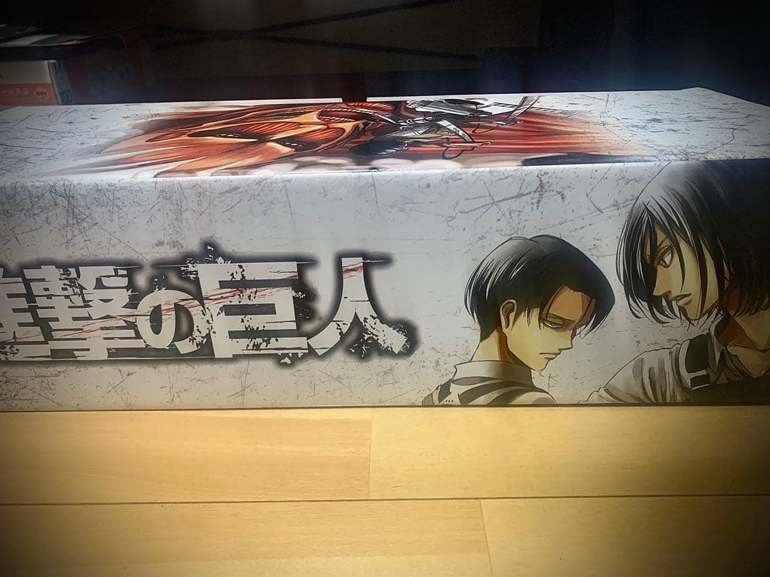 【新品未開封】進撃の巨人　全34巻セット（全巻収納BOX付）