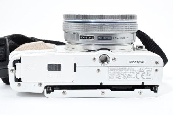 【美品】オリンパス OLYMPUS PEN Lite E-PL7 レンズキット