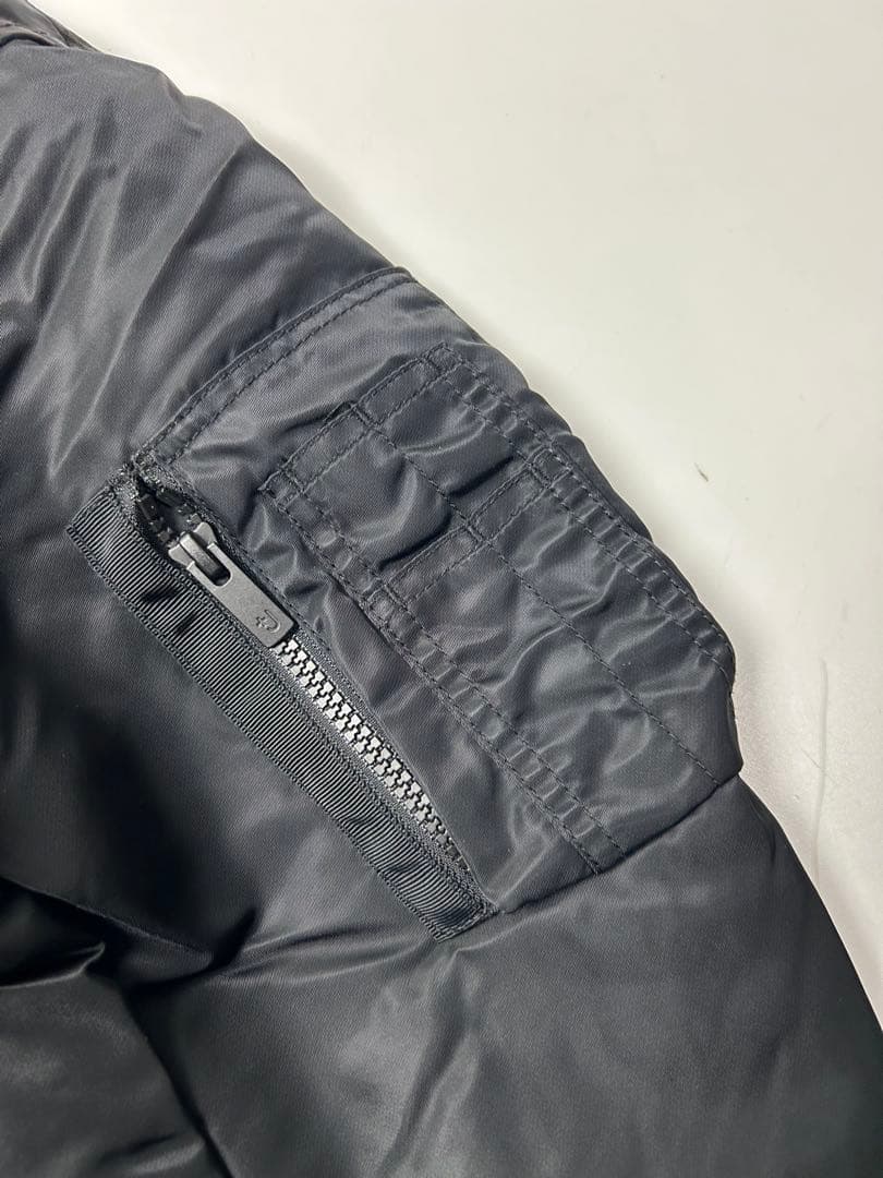 UNIQLO +J ブラック　MA-1 フライトジャケット　Mサイズ