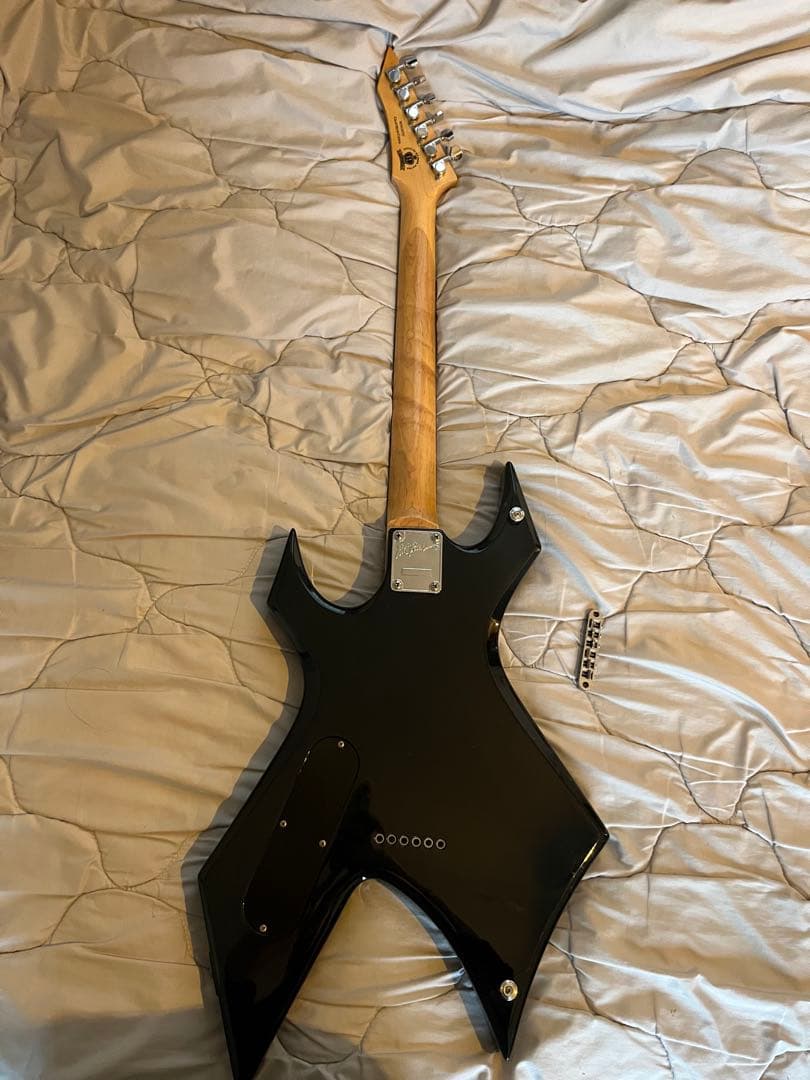 B.C. Rich Warlok エレキギター ブラック
