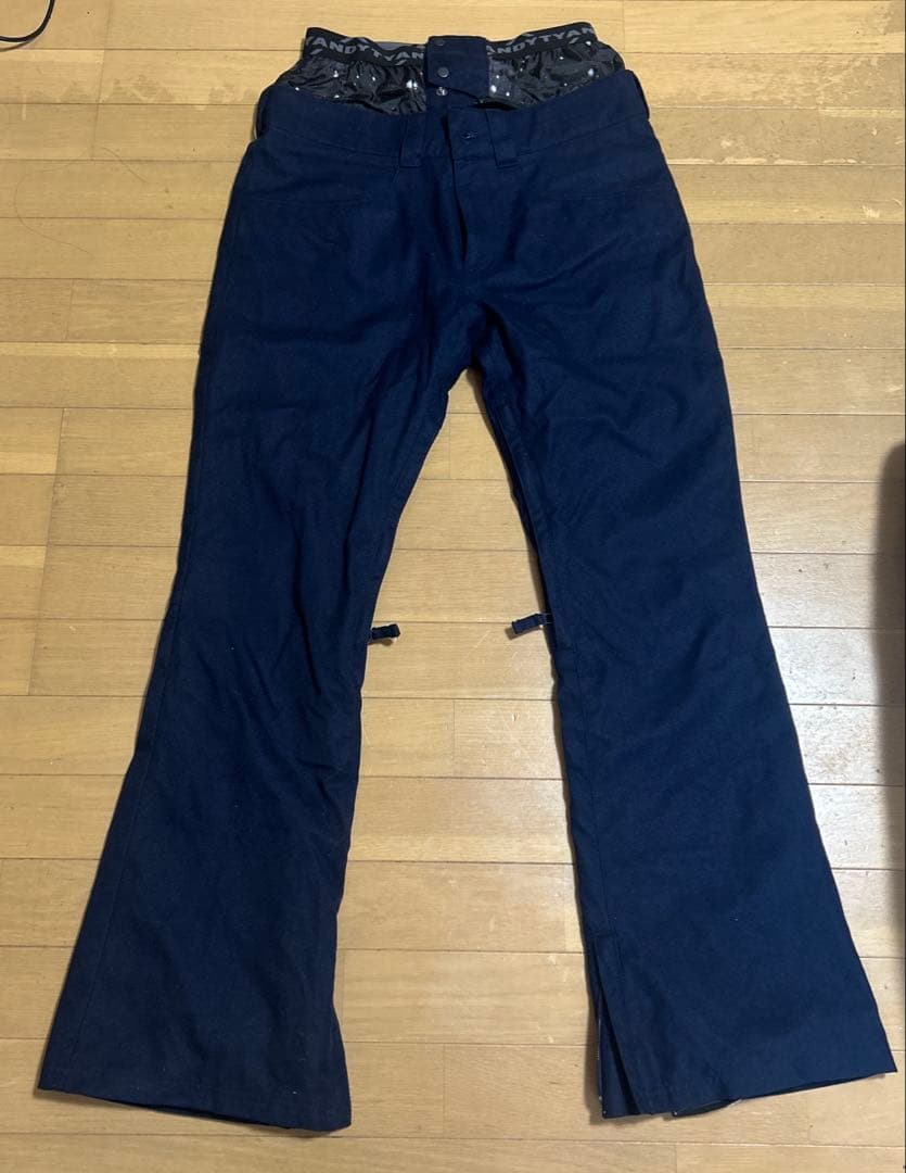 スノーボードウェア上下セットS.M（黒・紺）