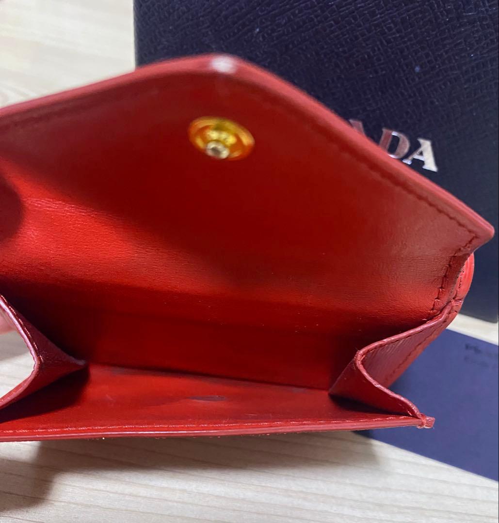 PRADA 三つ折りミニ財布 レッド