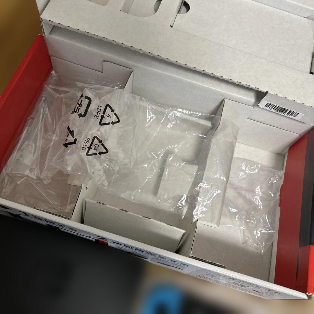 任天堂Switch本体/おまけ付/充電器・HDMI・コントローラー付/動作◎
