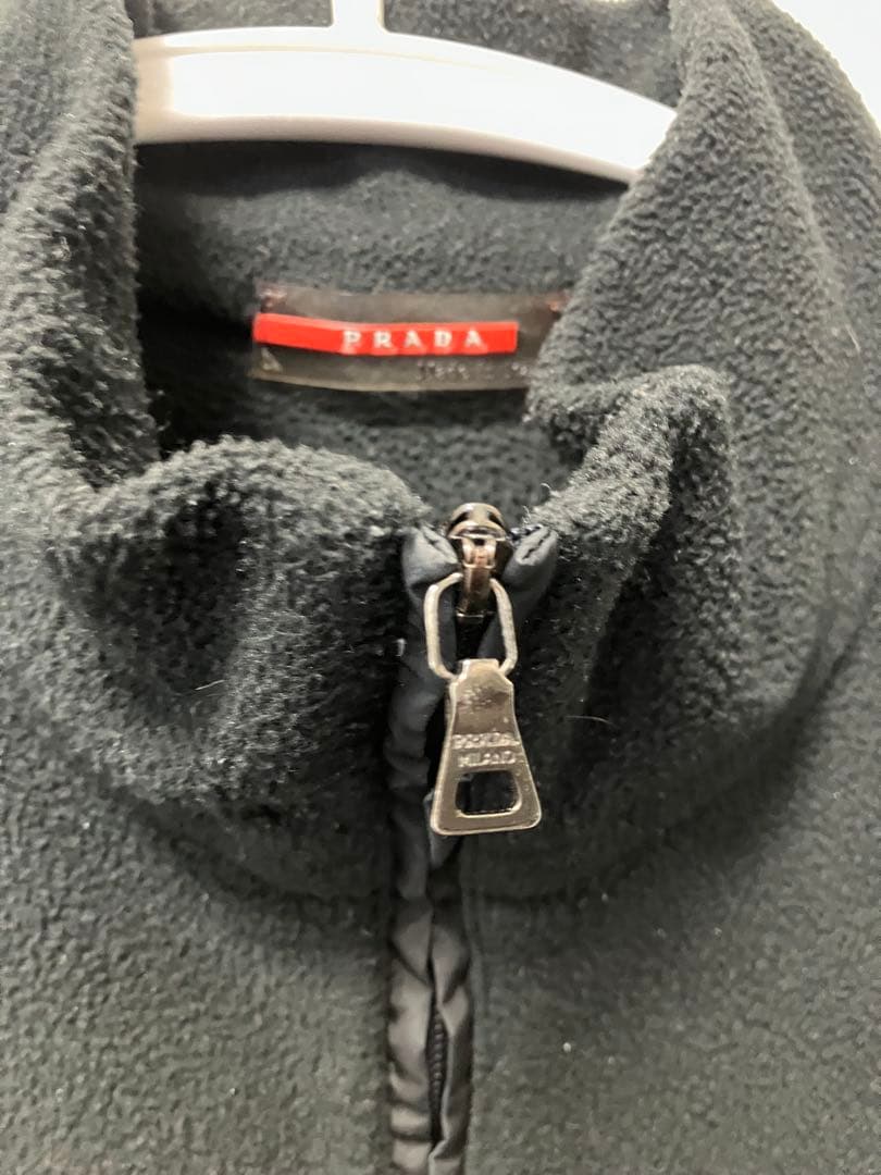 PRADA 黒 フリースベスト L
