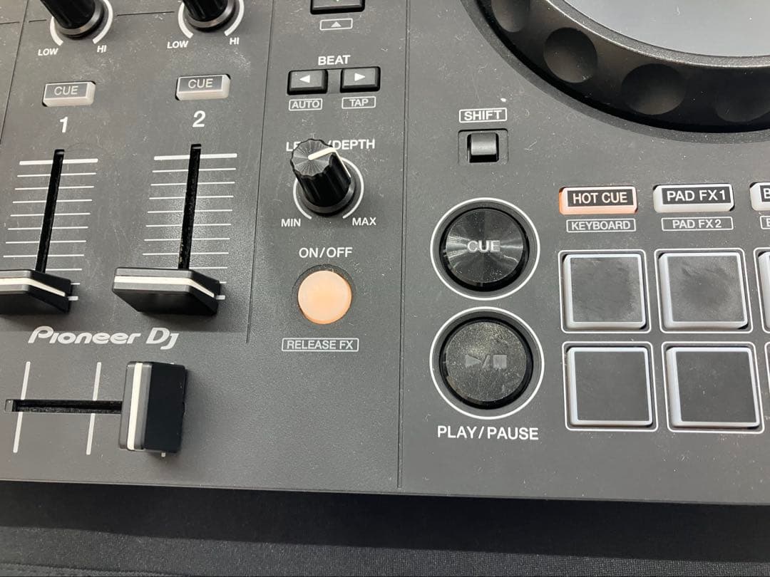 Pioneer DJ/DDJ-FLX4 コントローラー