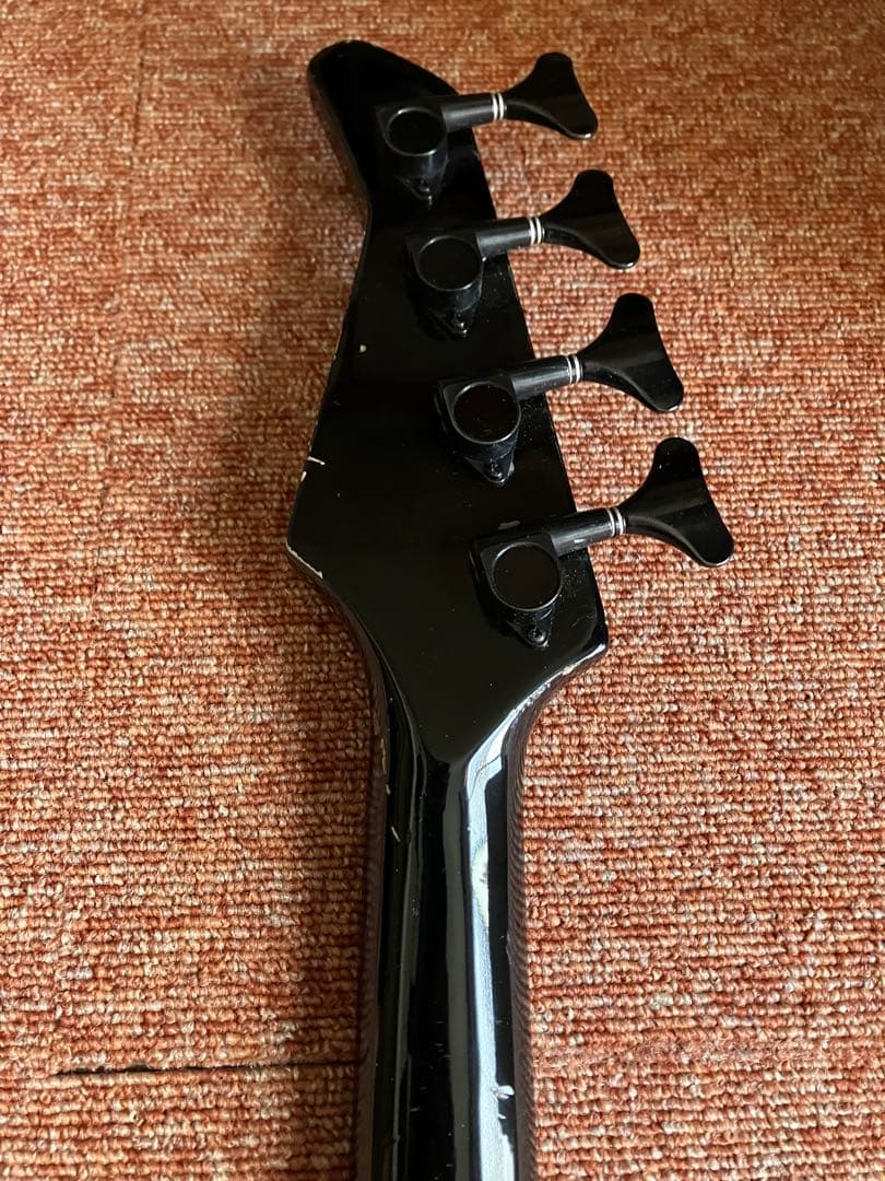フェルナンデス Fernandes エレキベース ボディ傷多数