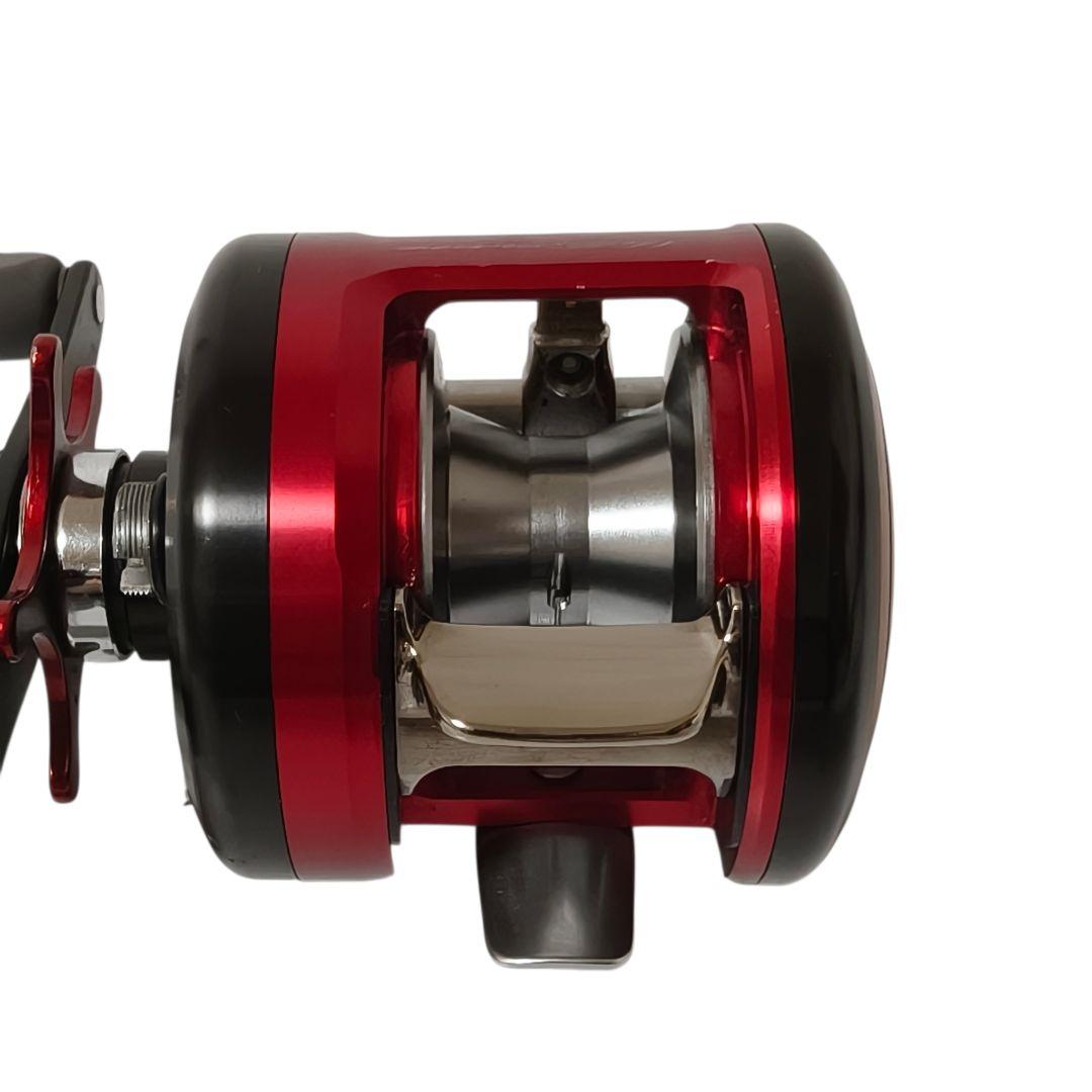 DAIWA ダイワ ミリオネア SW 203L ベイトリール