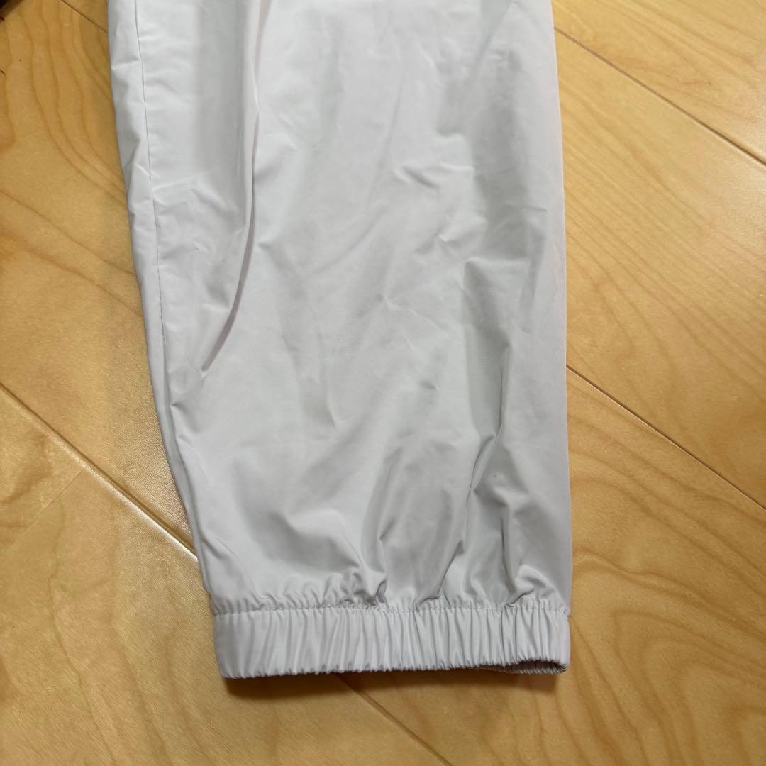 NIKEナイキ　ウィンドブレーカー　スポーツウェア　黒　白　グレー　XL 新品