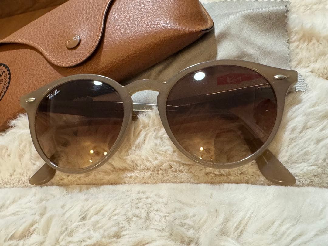 Ray-Ban♡レイバンボストン♡ベージュサングラス♡RB2180