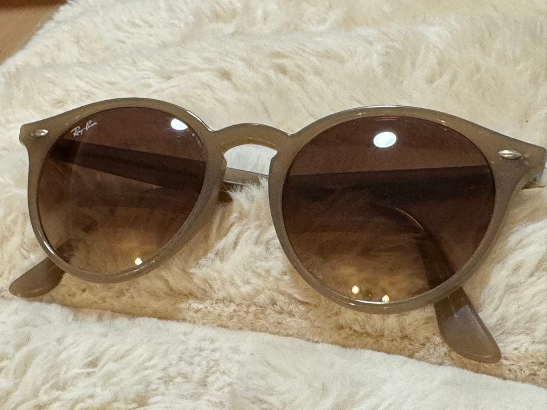 Ray-Ban♡レイバンボストン♡ベージュサングラス♡RB2180