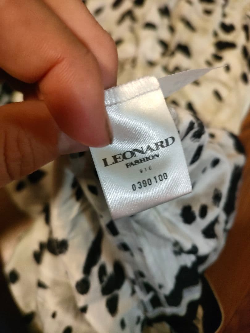 b40 未使用保管品　レオナール　LEONARD　ワンピース　半袖　L
