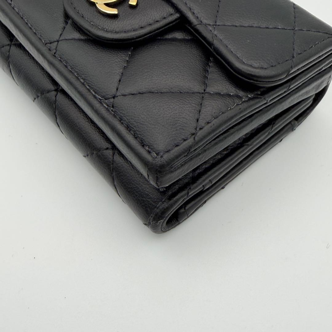 CHANEL シャネル ミニ財布 マトラッセ 三つ折り コンパクトゴールド金具