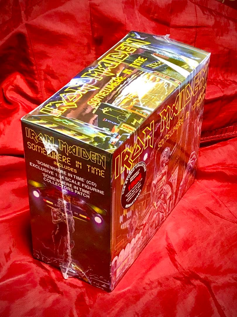 廃盤【新品未開封！限定盤ボックスCD＋フィギュア＋パッチ】IRON MAIDEN