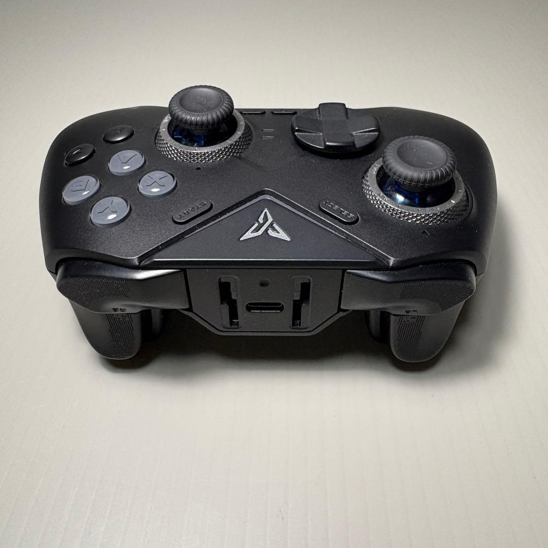 FLYDIGI VADER 4 Pro コントローラー