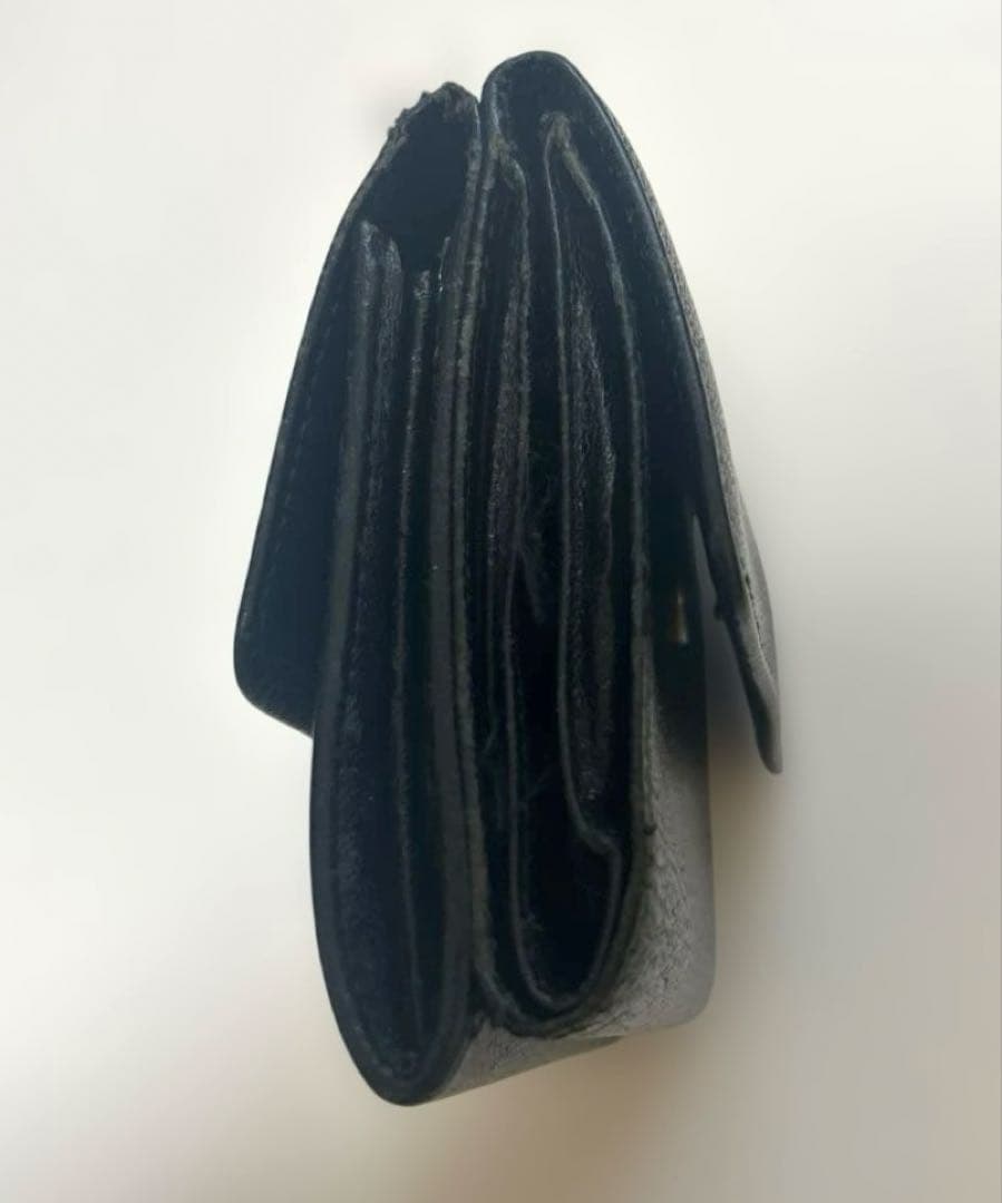 CHANEL ココマーク レザー二つ折り財布
