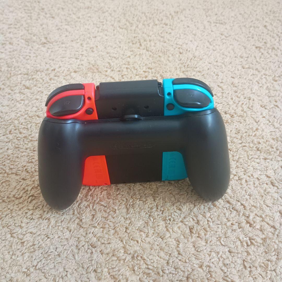 Switch1本体、ドッグ、接続コード4本、充電コード2本、Switchケース