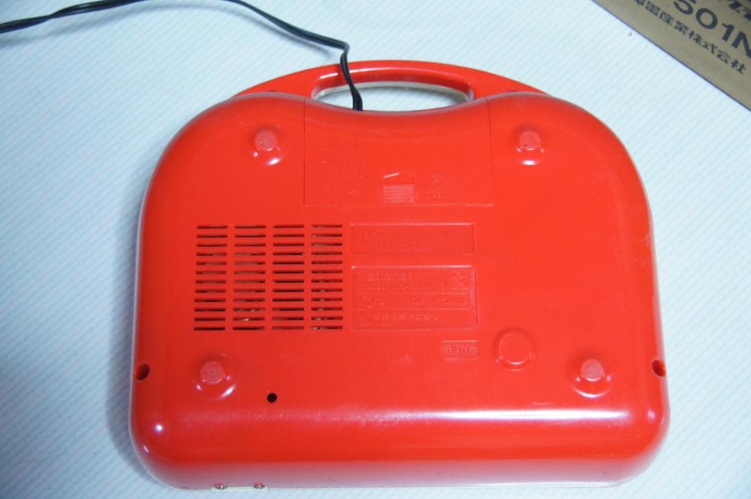 【昭和レトロ】National ポータブルフォノグラフ　レコードおまけ付き