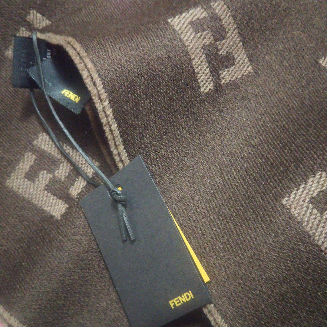 FENDI マフラー ウール100％ ズッカ柄 ロゴ ブラウン 新品 フェンディ