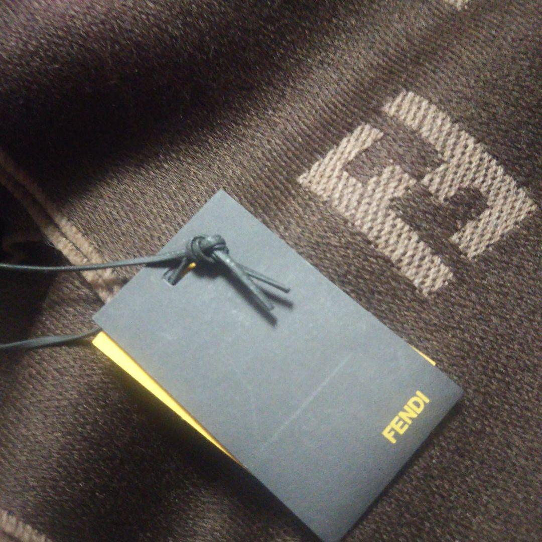 FENDI マフラー ウール100％ ズッカ柄 ロゴ ブラウン 新品 フェンディ
