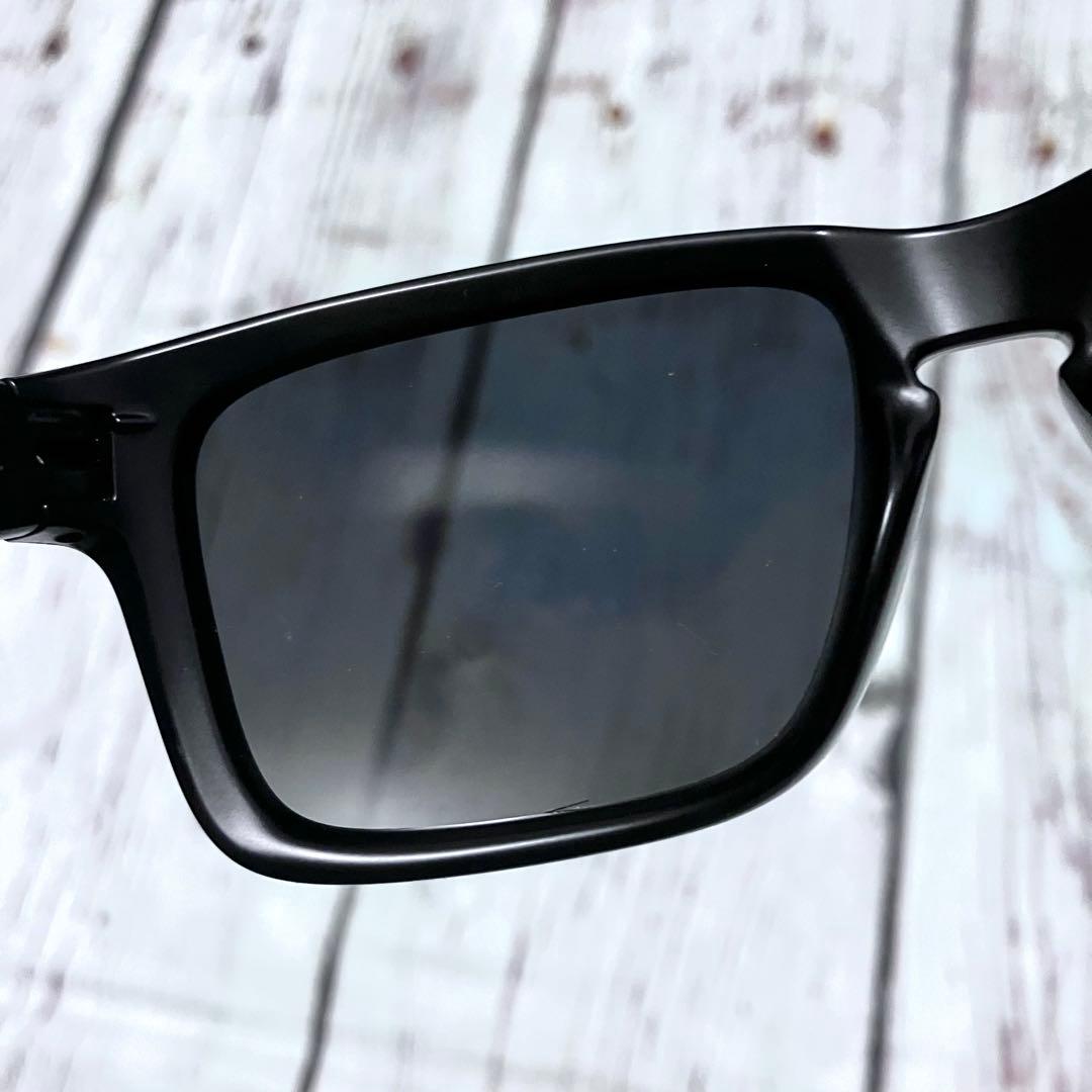 【美品】OAKLEY HOLBROOK 偏光サングラス マットブラック