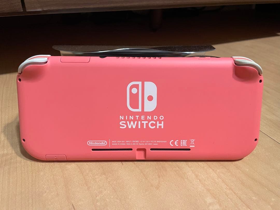 【【8/23限りお値下げ中】】Nintendo Switch Lite ピンク
