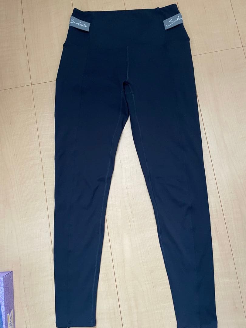 LAVA 新品未使用 SUKALAレギンス　Sサイズ